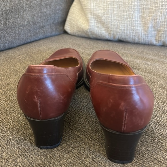 Bally Flory Brown Block Heel Leather Square Toe Vintage Pumps Size US 7.5 EU 38 - Picture 7 of 13